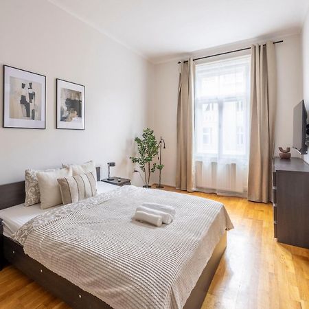 Stylish & Cozy City Center Apartment By Prestige Homes Boedapest Buitenkant foto