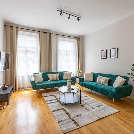 Stylish & Cozy City Center Apartment By Prestige Homes Boedapest Buitenkant foto